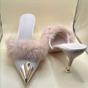 SHEIN White and Gold Heels with Fur Trim